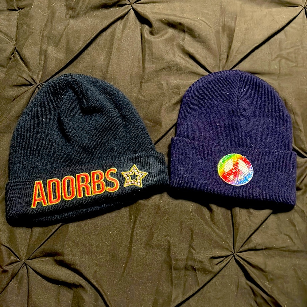 Two girls winter hats!